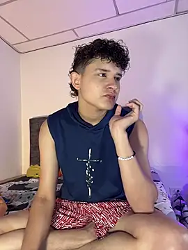 Snapshot of Nathan_Bluee chatting on November 23, 3:34 pm Nathan Bluee online show from November 23, 3:34 pm