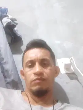 Snapshot of dotado20robson chatting on November 11, 12:10 am dotado20robson online show from November 11, 12:10 am