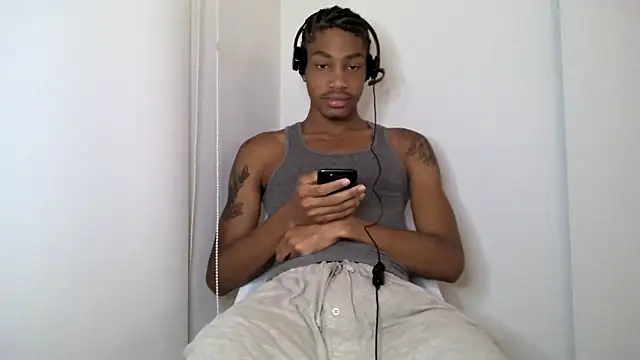 Skinnyblackman online show from October 2, 2:40 am