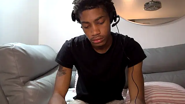 Skinnyblackman online show from October 10, 10:42 pm