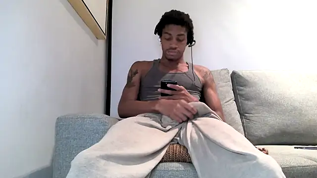 Skinnyblackman online show from March 21, 4:28 am