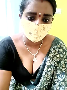 anisha91 online show from March 18, 8:47 am