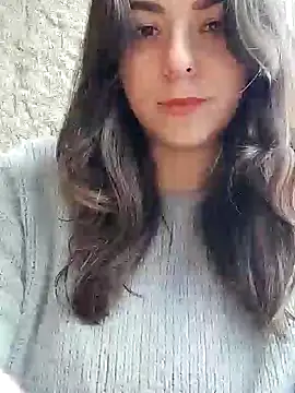 Snapshot of Alicia_Hot1 chatting on December 5, 11:05 am Alicia Hot1 online show from December 5, 11:05 am