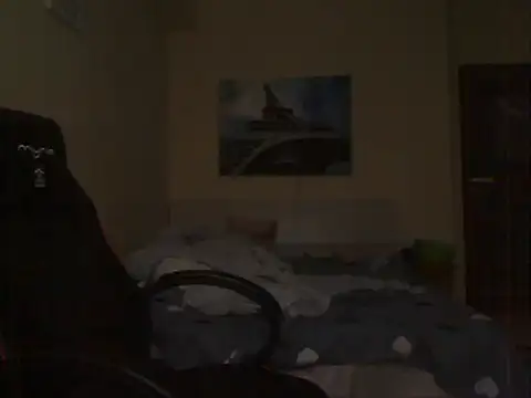 amydamarw online show from December 4, 7:28 am