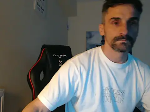 amydamarw online show from February 11, 6:57 pm