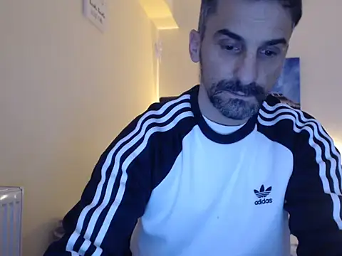 amydamarw online show from February 14, 5:26 am