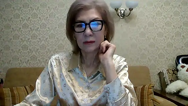 Elegant00Lady online show from January 9, 5:37 pm
