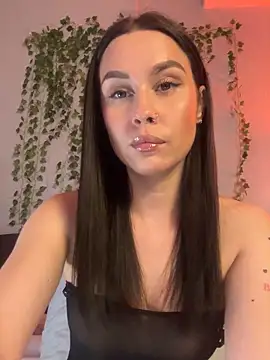 MiaNell online show from October 30, 9:59 pm