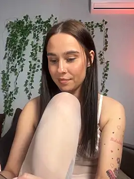 MiaNell online show from December 19, 11:23 pm