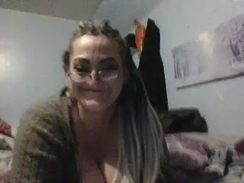 Stormi Sky online show from March 10, 1:45 am