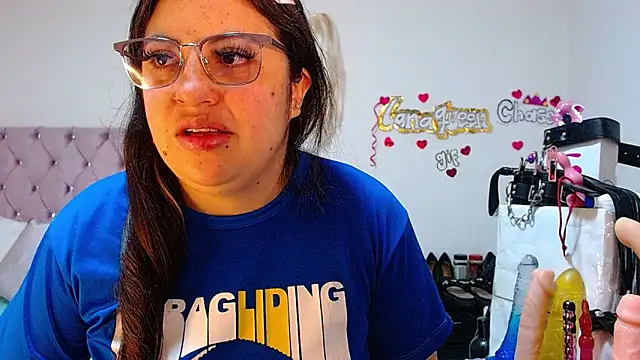 lanaqueen699 online show from September 19, 12:17 pm