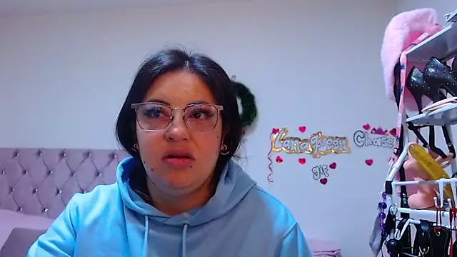 lanaqueen699 online show from March 9, 12:20 pm