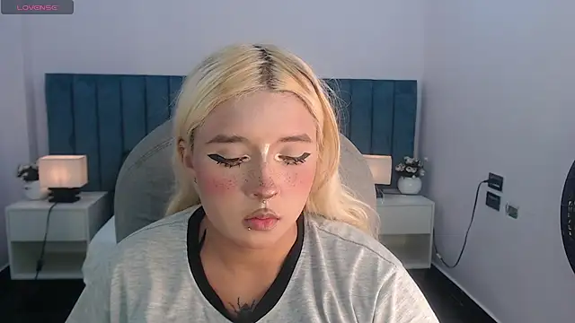 april bunnyy online show from May 14, 8:37 pm