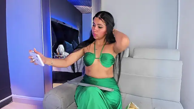 Larabrooks online show from March 10, 7:08 pm