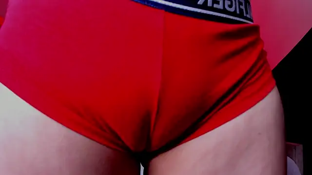 Snapshot of Melany_Luv chatting on October 17, 9:06 pm Melany Luv online show from October 17, 9:06 pm