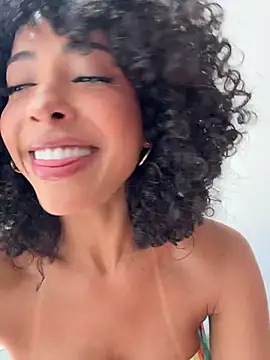 Snapshot of OSHUN_ chatting on June 29, 1:55 pm OSHUN online show from June 29, 1:55 pm