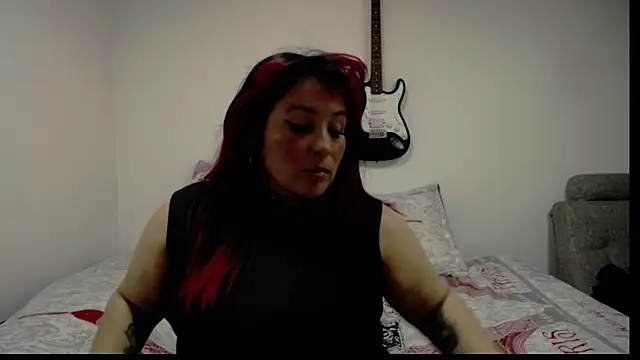 Snapshot of amydeepqueen chatting on May 15, 2:02 pm amydeepqueen online show from May 15, 2:02 pm