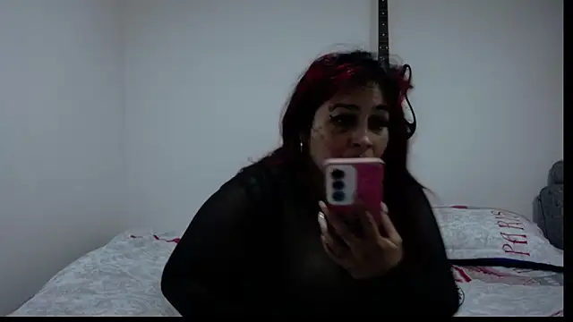 Snapshot of amydeepqueen chatting on June 1, 1:35 pm amydeepqueen online show from June 1, 1:35 pm