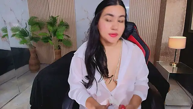 AmorMia online show from November 4, 7:46 pm