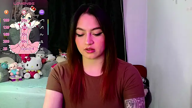 lucycherry   online show from February 20, 5:26 am