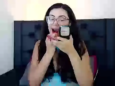 Snapshot of EvoletFMK chatting on February 22, 5:22 pm EvoletFMK online show from February 22, 5:22 pm