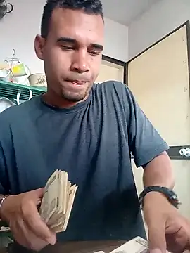 adriel perez online show from October 16, 1:12 pm