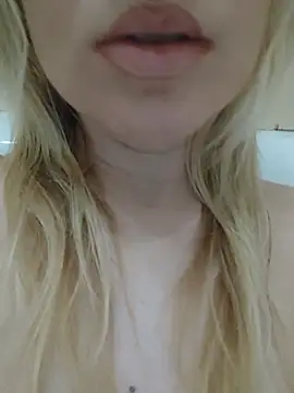 Linda 999 online show from December 22, 12:05 pm