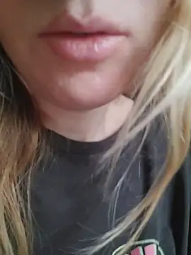 Linda 999 online show from December 27, 11:06 am