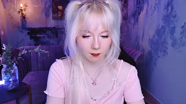 NancyMartinez online show from January 28, 1:05 pm