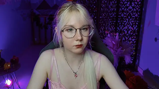 NancyMartinez online show from January 30, 1:10 pm