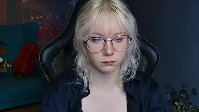 NancyMartinez online show from February 21, 5:13 am