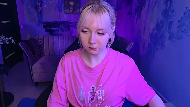 NancyMartinez online show from March 1, 7:26 pm