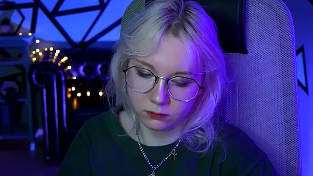 NancyMartinez online show from March 6, 11:25 am