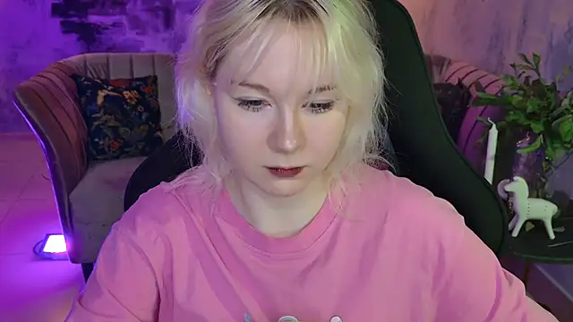 NancyMartinez online show from March 8, 8:11 am