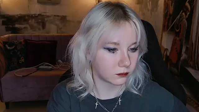 NancyMartinez online show from March 18, 4:15 pm