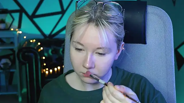 NancyMartinez online show from March 21, 5:11 am