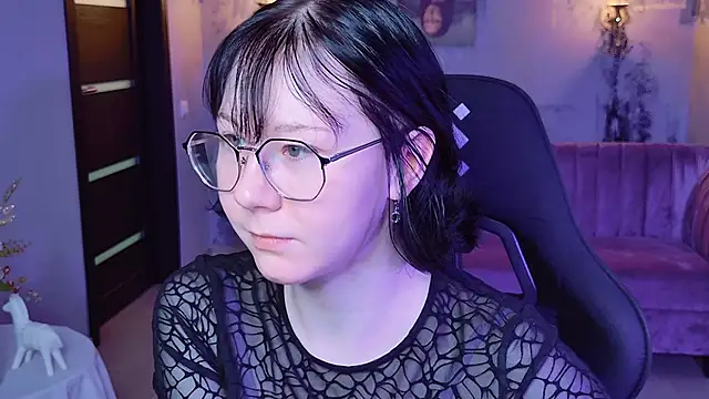 NancyMartinez online show from September 30, 9:25 am