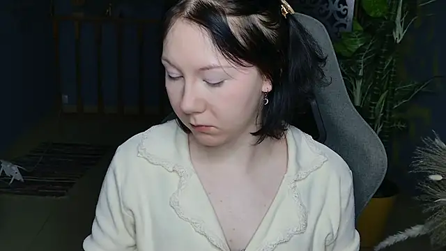 NancyMartinez online show from November 18, 5:12 am