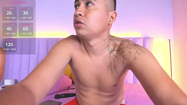 cute nahiabe online show from December 18, 2:10 am