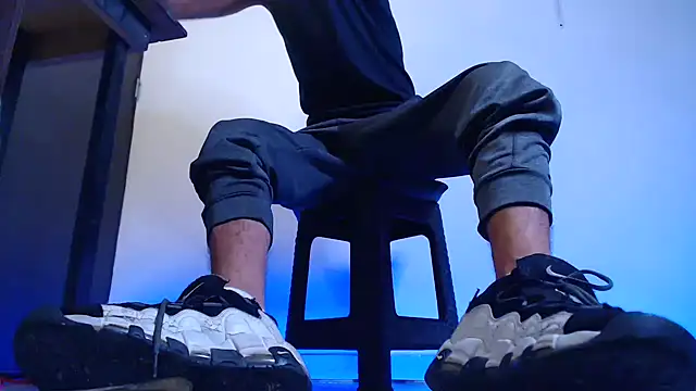 mastersmits online show from November 28, 7:05 pm