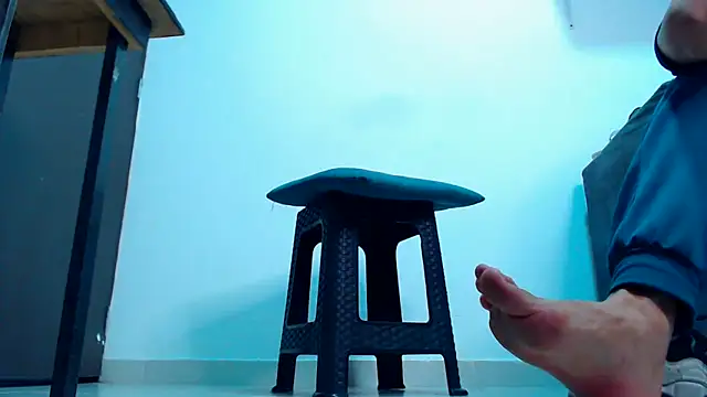 mastersmits online show from December 18, 1:44 am