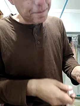 Pineapple04 online show from October 10, 6:23 am