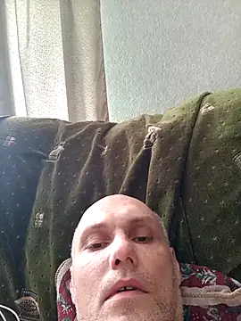 Pineapple04 online show from April 4, 7:39 am