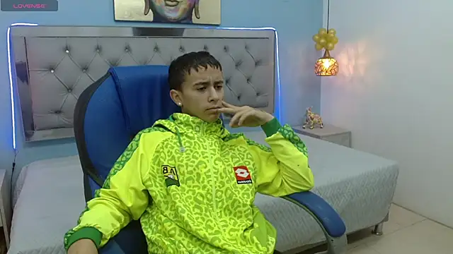 Xavii18 online show from January 25, 12:26 pm