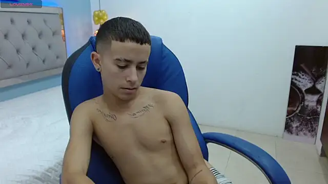 Xavii18 online show from March 1, 4:00 pm