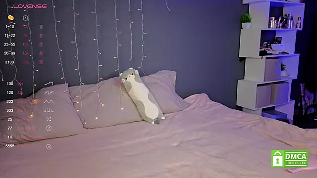 aneta alisha online show from October 9, 12:36 pm