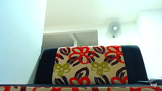 ADAM HOT online show from November 25, 10:43 pm