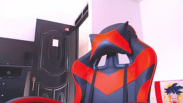 ADAM HOT online show from December 14, 7:40 pm