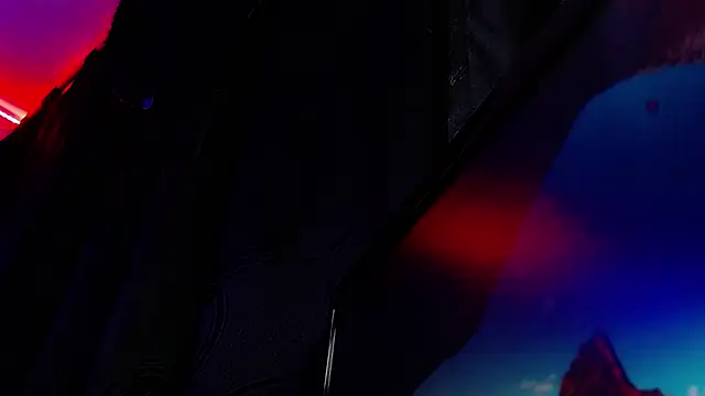 Snapshot of Rousrossell_4 chatting on December 23, 2:13 am Rousrossell 4 online show from December 23, 2:13 am