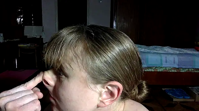 Snapshot of KlavdiaPetrivna chatting on October 10, 12:31 am KlavdiaPetrivna online show from October 10, 12:31 am